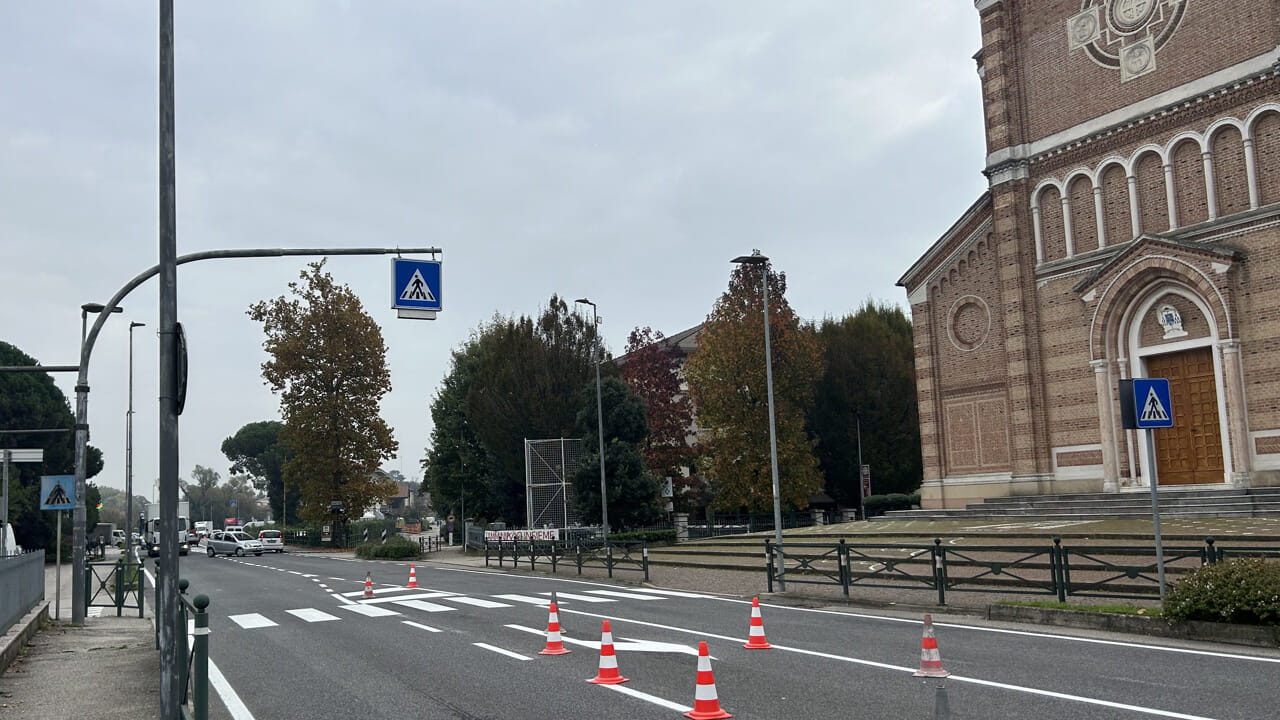 Carreggiata e segnaletica